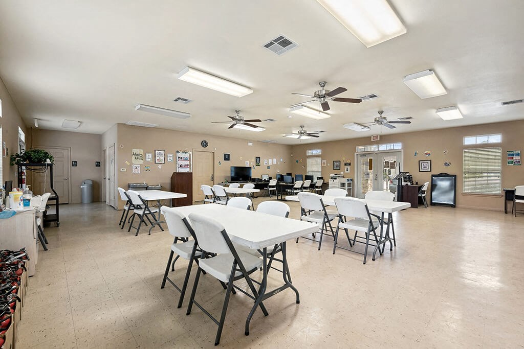 Fountains At Tidwell Apartments & The Enclave, 2303 W. Tidwell Rd